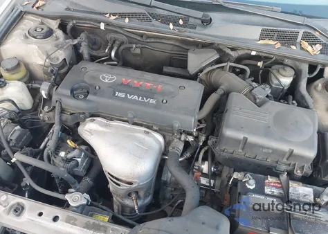 2002 Toyota Camry Le z USA, uszkodzony, nr VIN 4T1BE32K32U008112